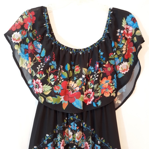 Jealous Tomato Boho Floral Off Shoulder Dress - Picture 7 of 7